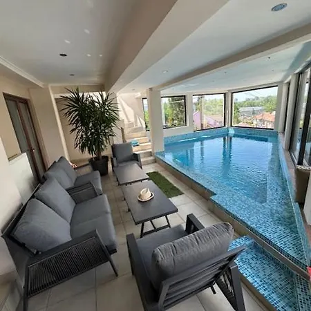 Apel Luxury